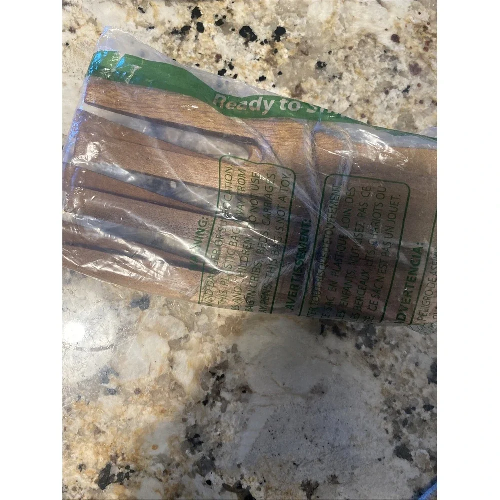 Lipper International Acacia Salad‎ Hands Shrink Wrapped New
